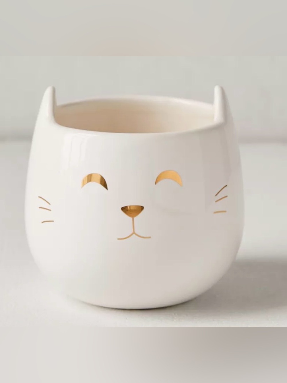 Urban Outfitters Ceramic Cat Candle - Picture 2 of 4